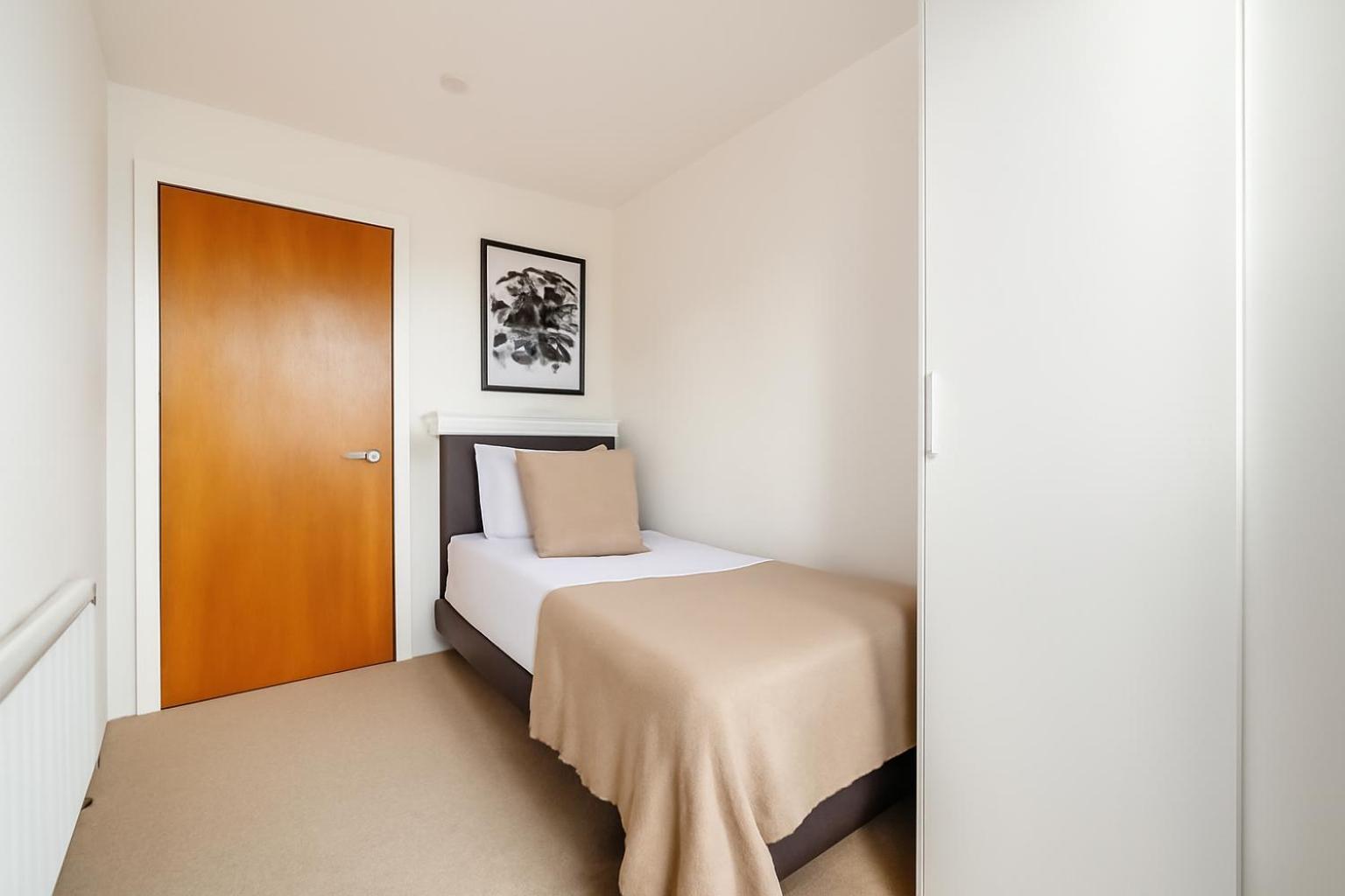 Limehouse Modern Flat *