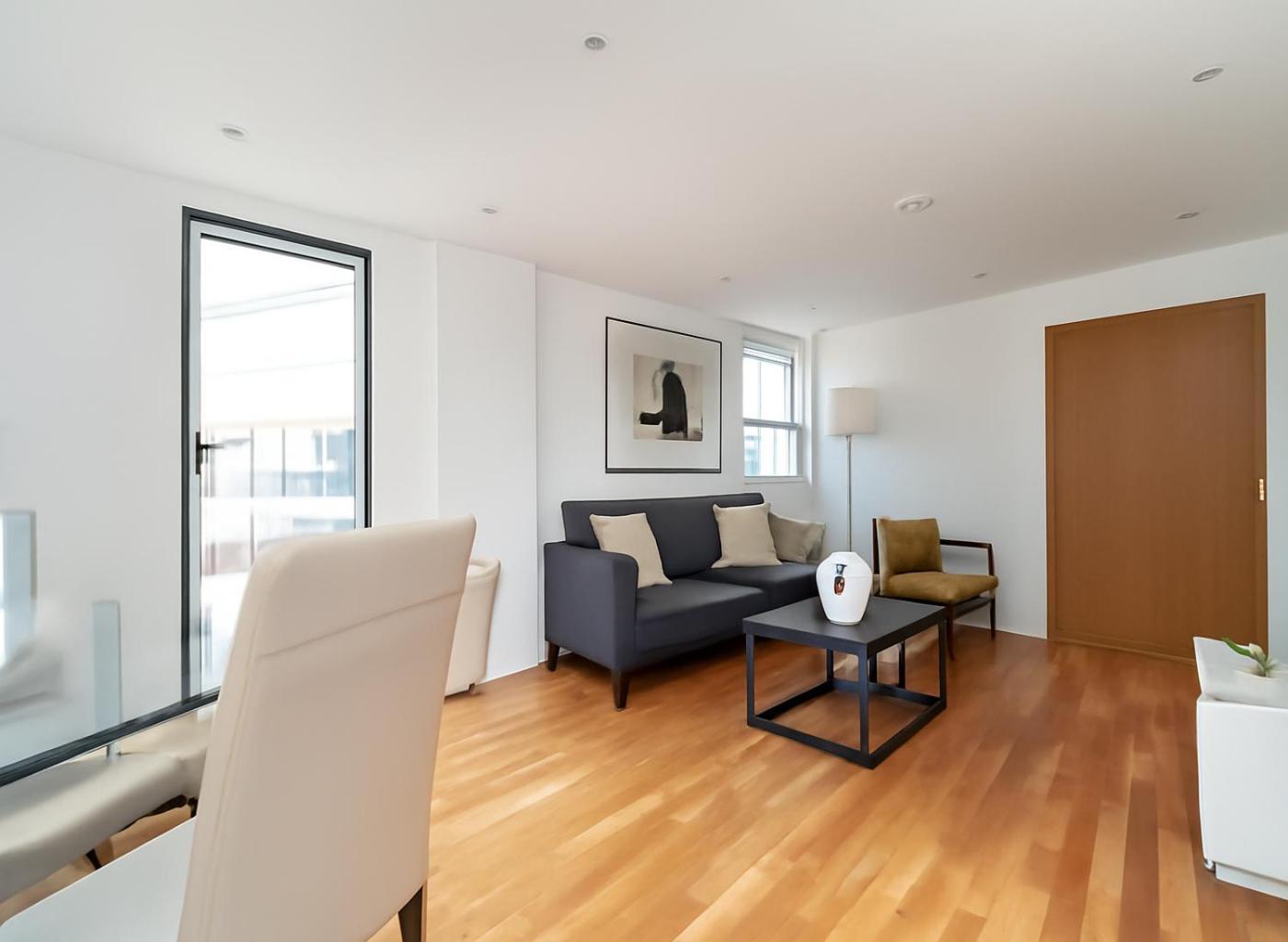Limehouse Modern Flat